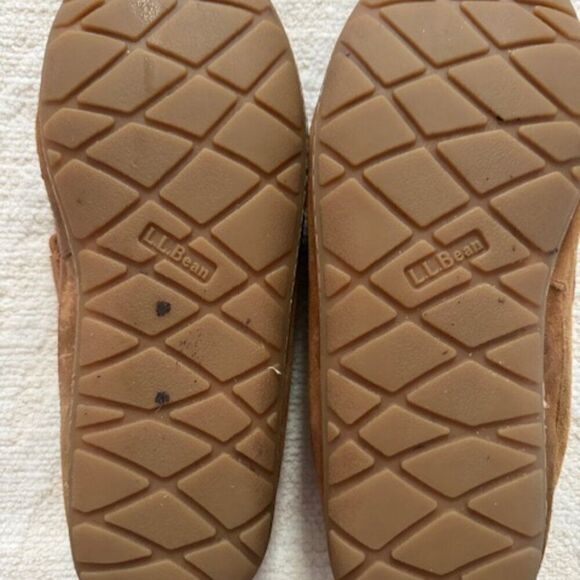 L.L.Bean Men's Shearling moccasins, Tan, size 10W - Picture 4 of 7